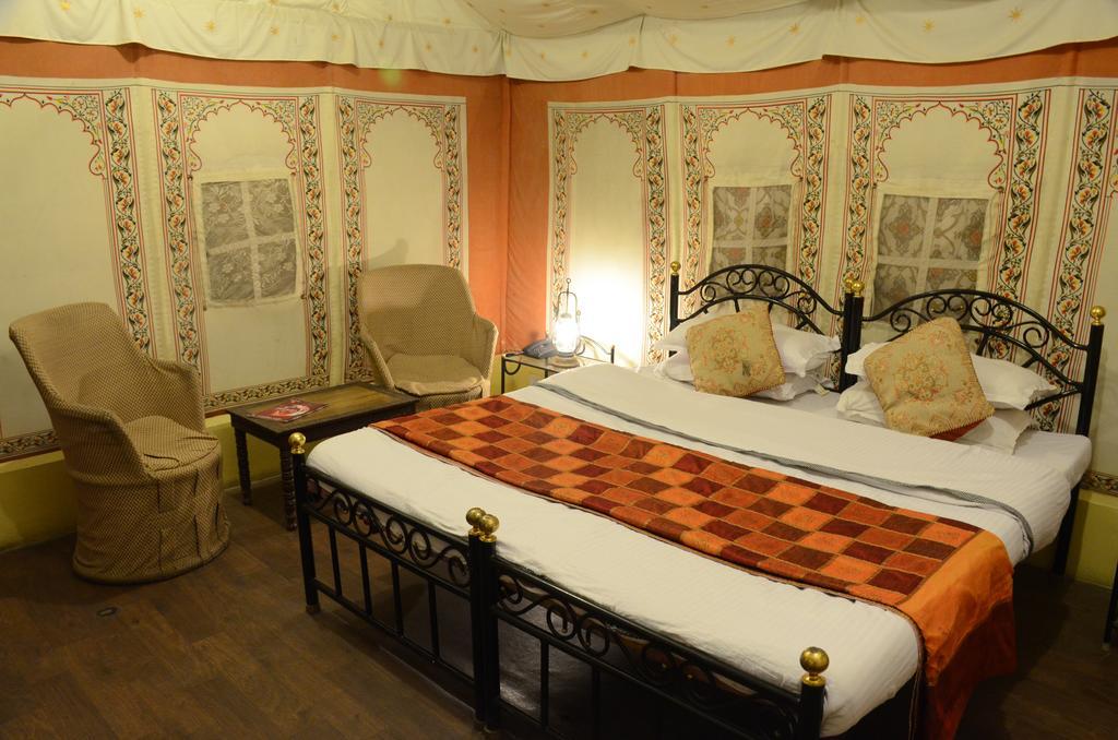 The Aravali Tent Resort Udaipur Phòng bức ảnh