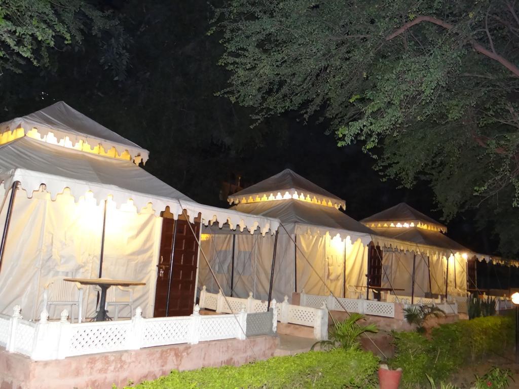 The Aravali Tent Resort Udaipur Phòng bức ảnh